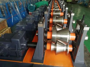 Shuttle Pallet Rack Support Rail Roll Forming Machine