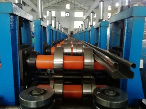 storage roller track roll forming machine