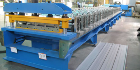roof panel roll forming machine