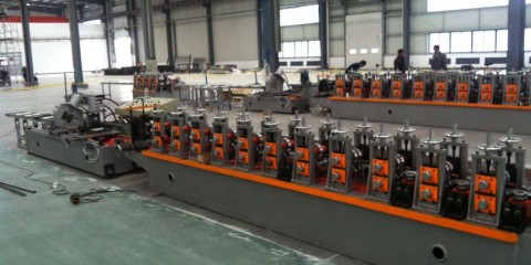 rack bracing machine