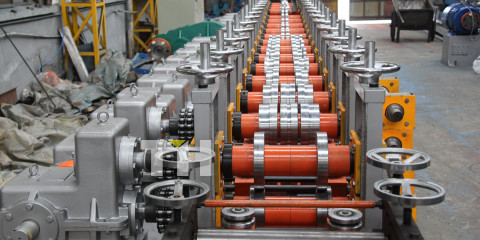 rack roll forming machine