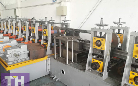 pallet rack step beam machine